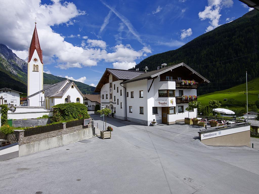 Hotel Traube Pettneu am Arlberg Extérieur photo