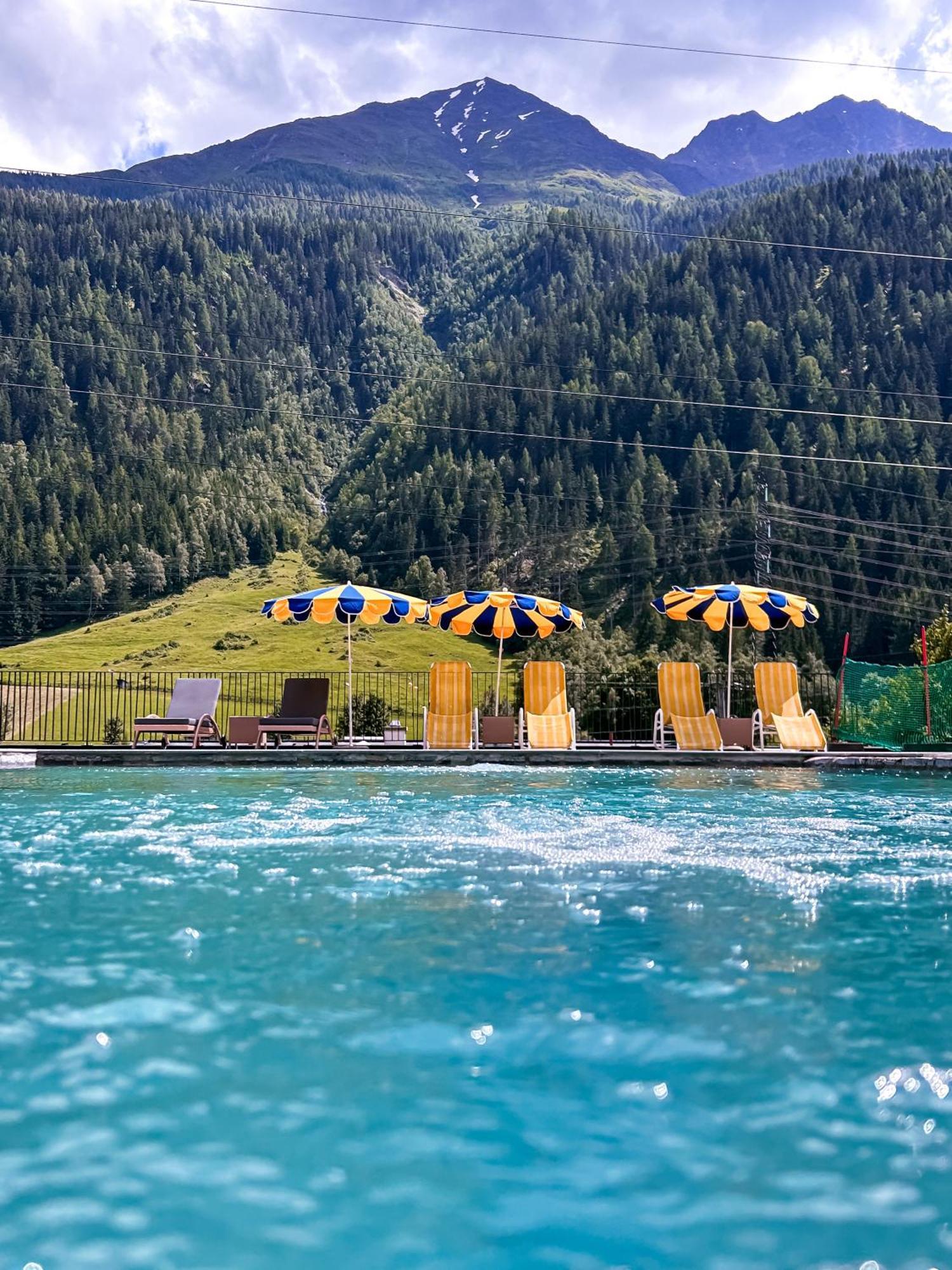 Hotel Traube Pettneu am Arlberg Extérieur photo