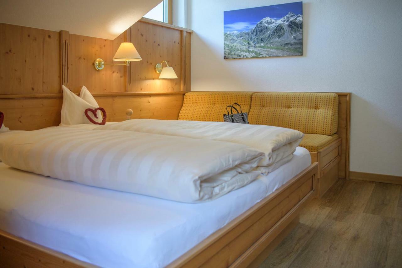 Hotel Traube Pettneu am Arlberg Extérieur photo